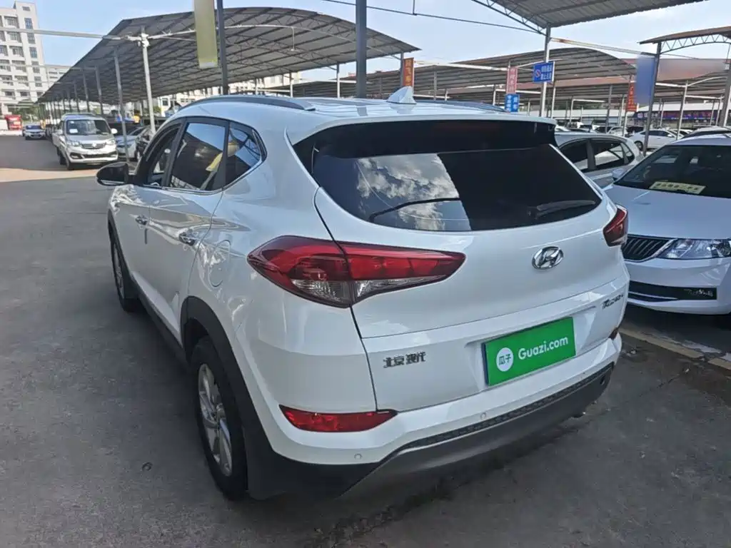 Hyundai Tucson 2017 — фото 5