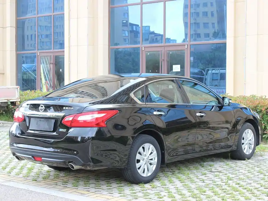 Nissan Teana 2018