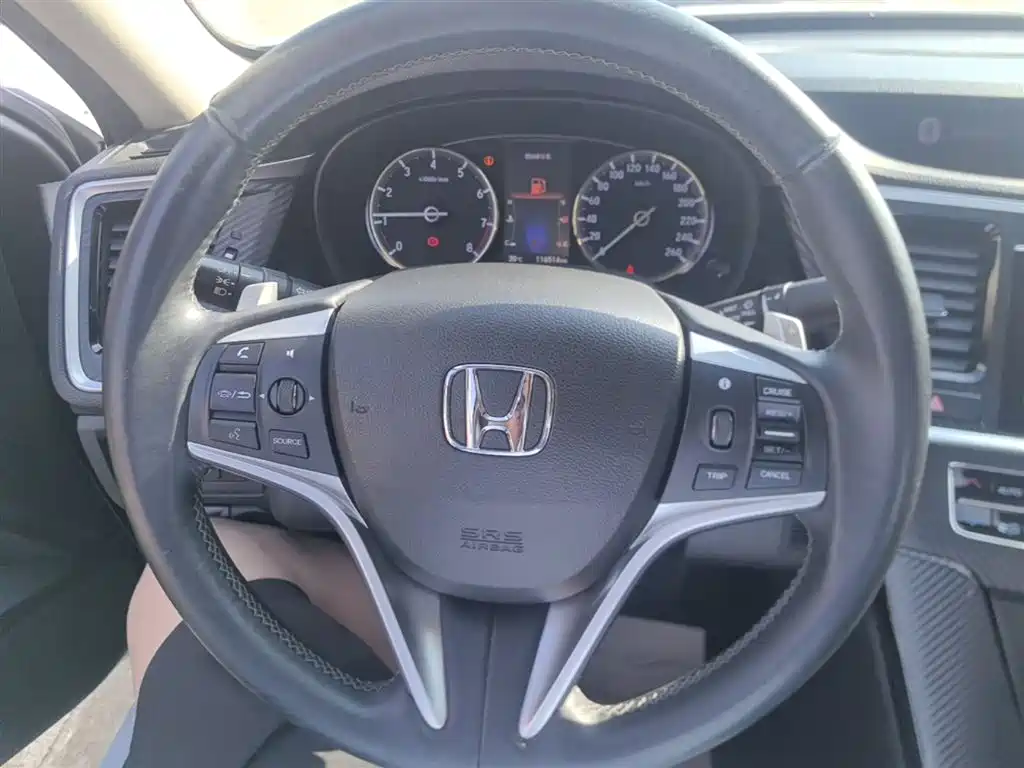 Honda Spirior 2016 — фото 11