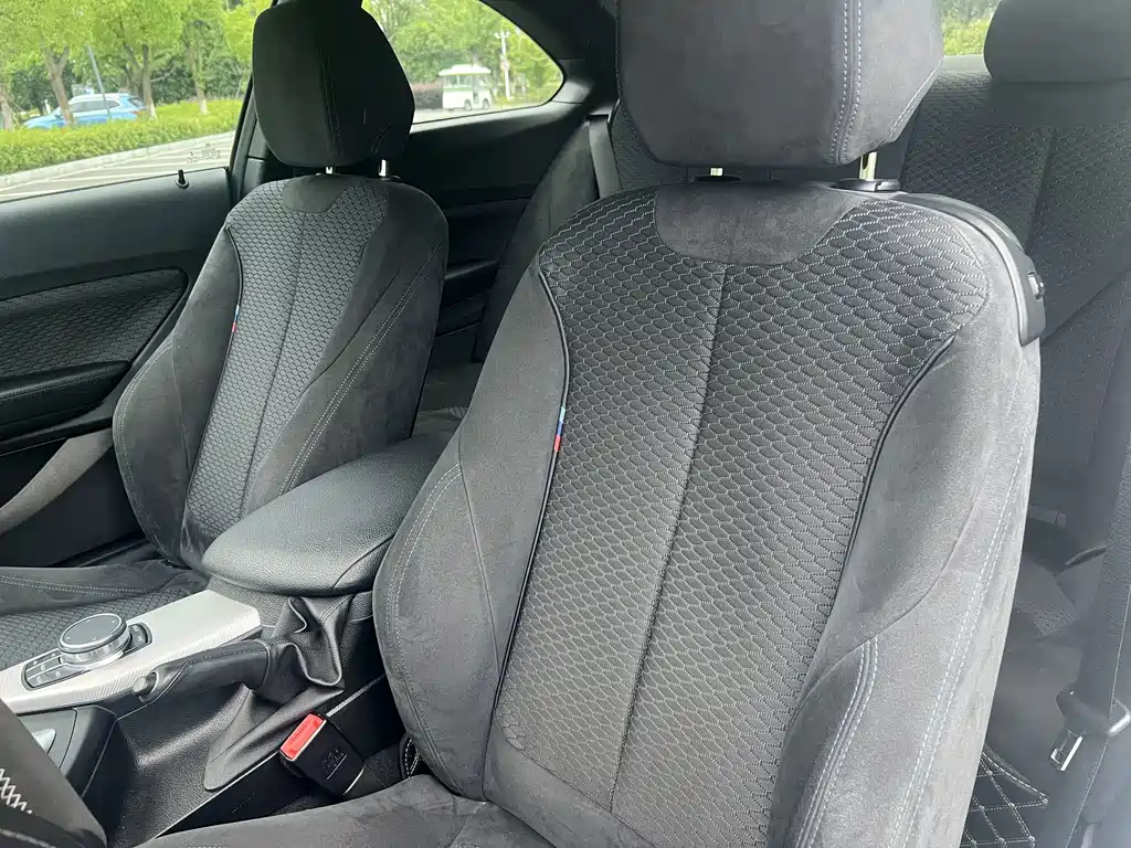 BMW 2 Series 2019 — фото 15