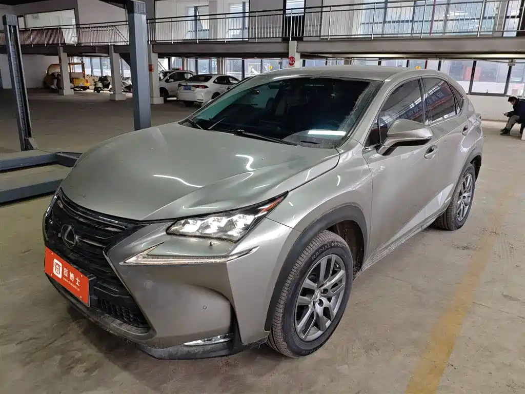 Lexus NX 2016 — фото 1