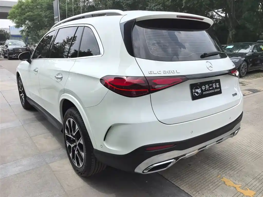 Mercedes-Benz GLC 2024
