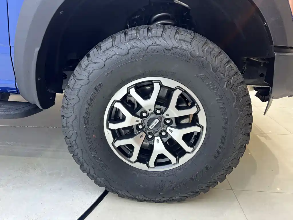 Ford F-150 Raptor 2023 — фото 25
