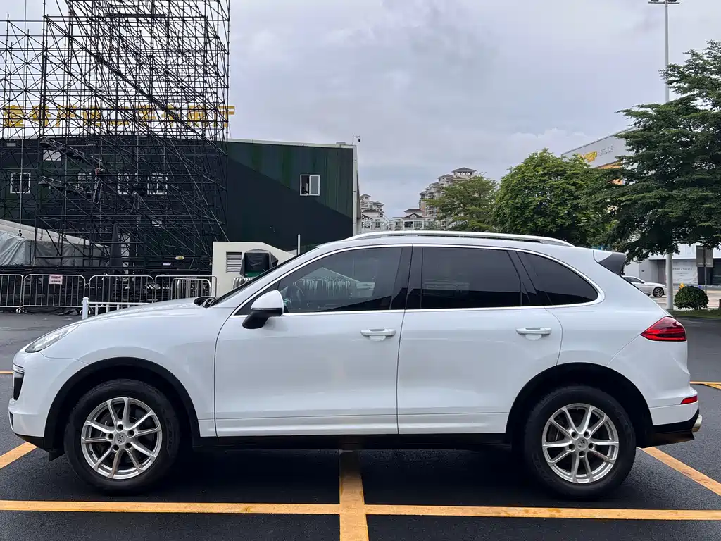 Porsche Cayenne 2017