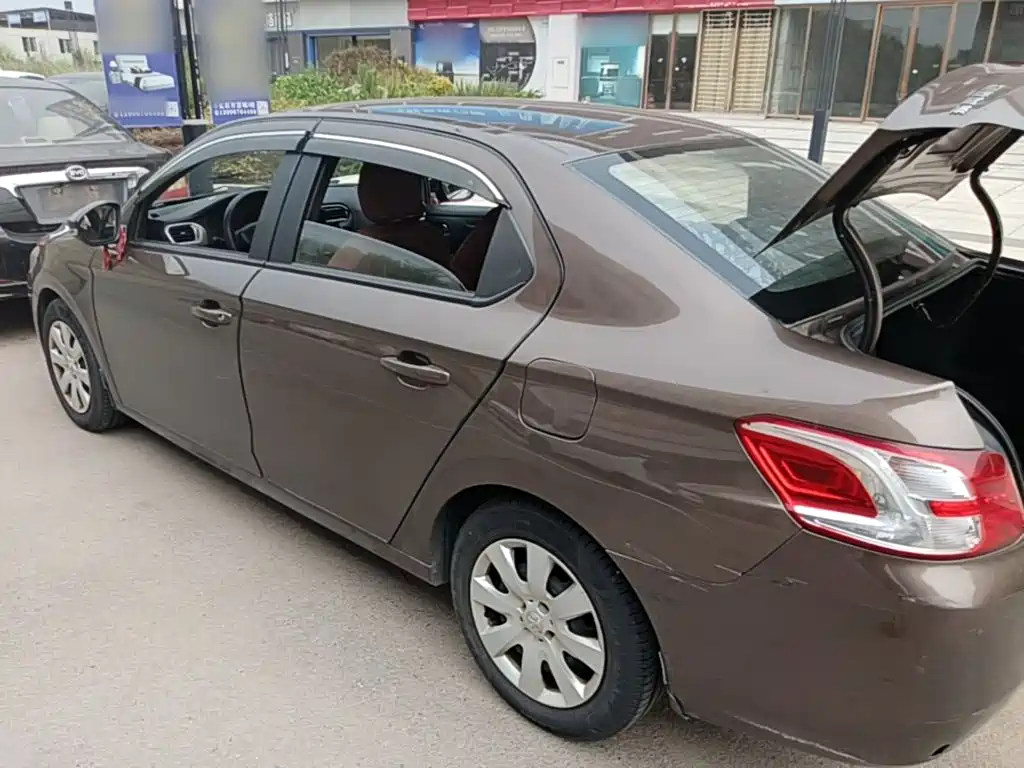 Peugeot 301 2016