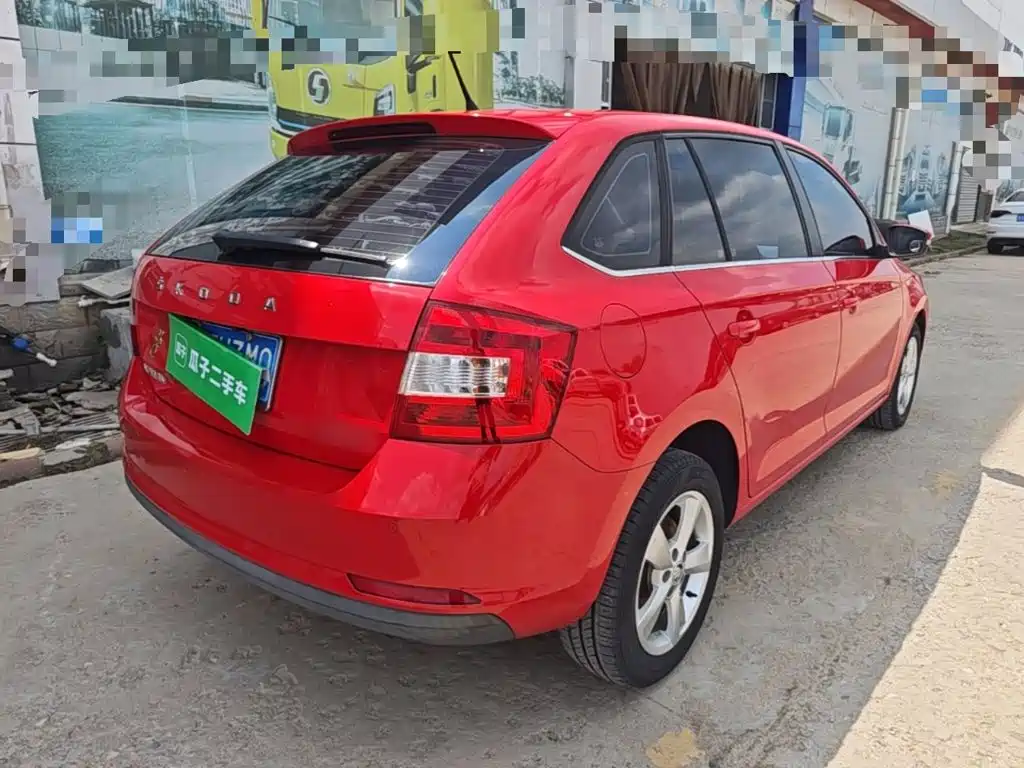 Skoda Rapid Spaceback 2020