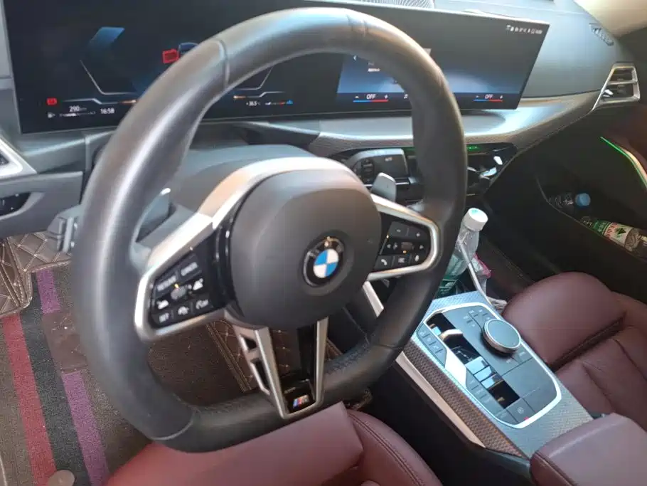 BMW 3 Series 2024 — фото 15