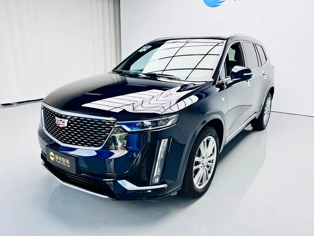Cadillac XT6 2021 — фото 1
