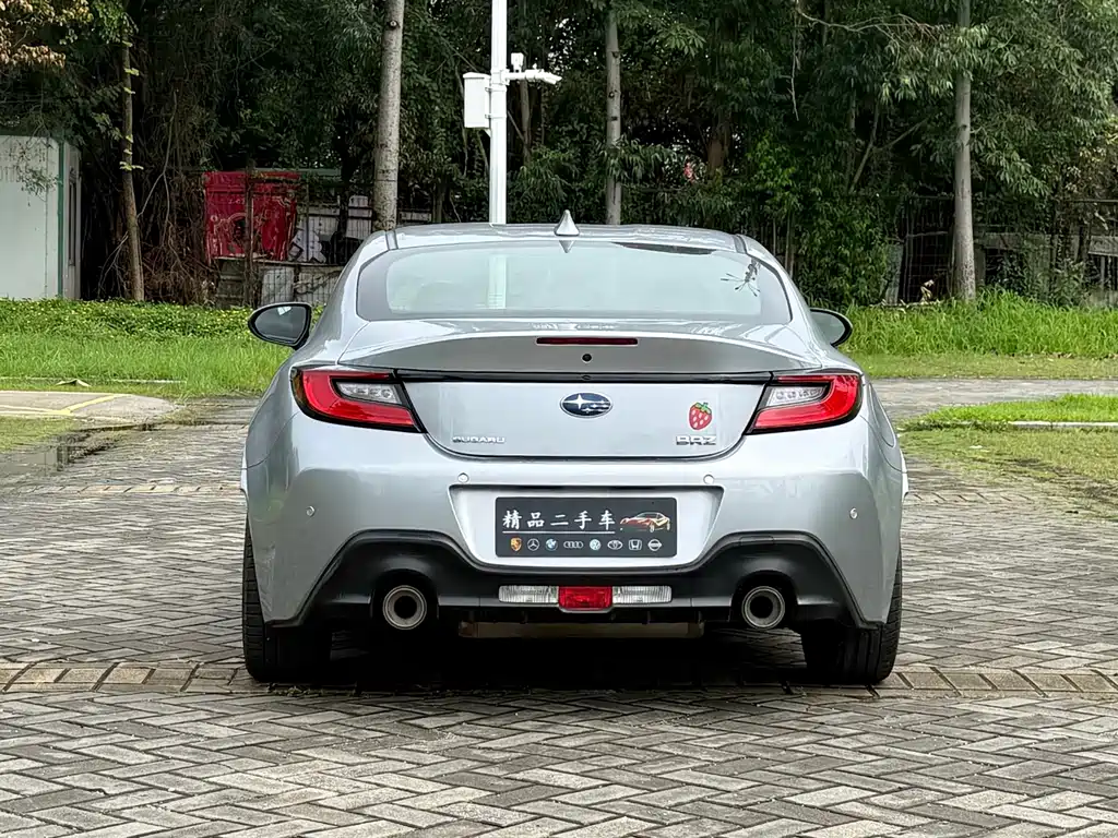 Subaru BRZ 2023 — фото 14