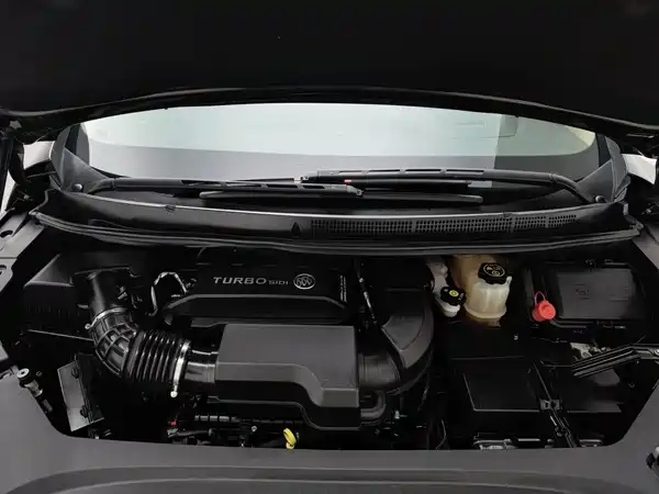 Buick GL8 2020