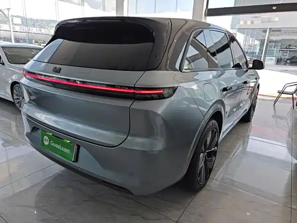 Li Auto L6 2024