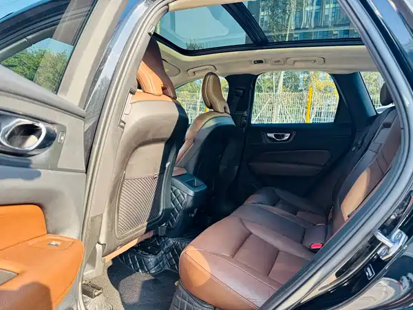Volvo XC60 2019