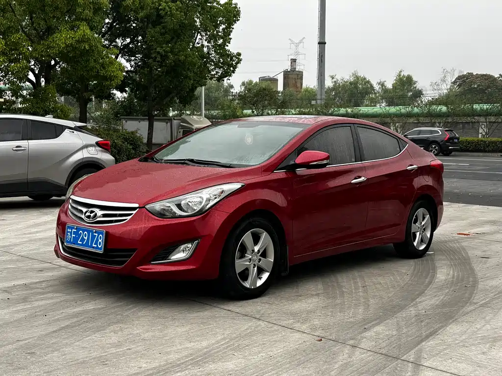 Hyundai Elantra Langdong 2014 — фото 3