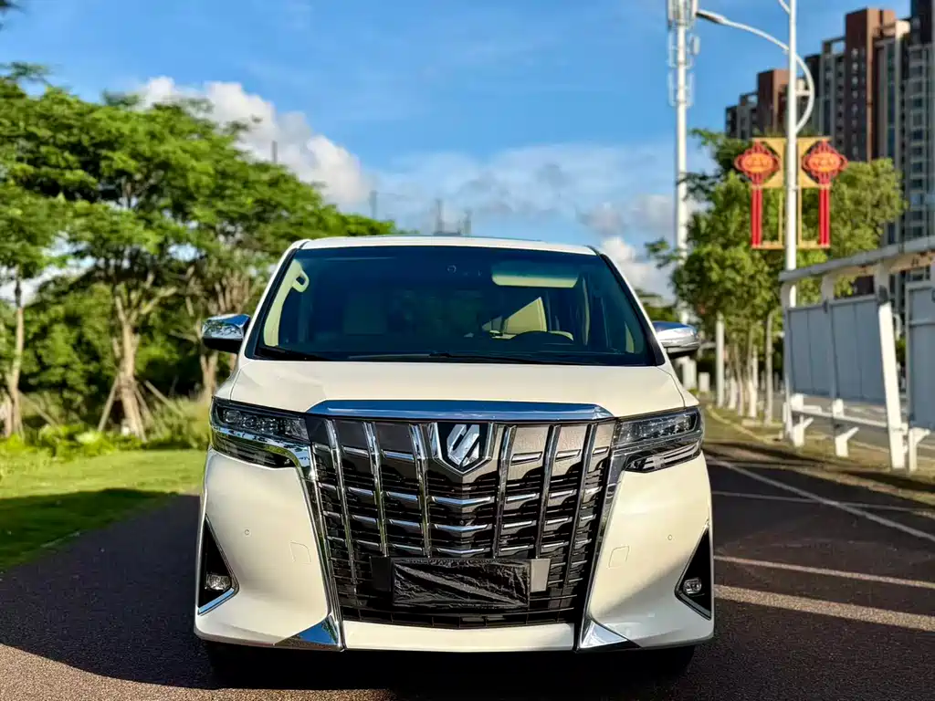 Toyota Alphard 2017