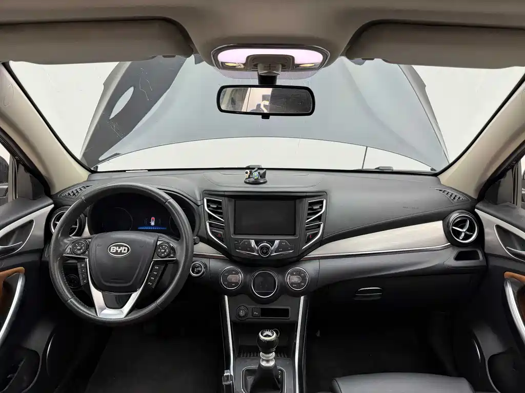BYD Song 2016