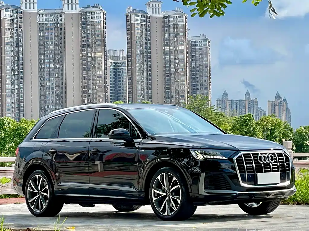 Audi Q7 2021