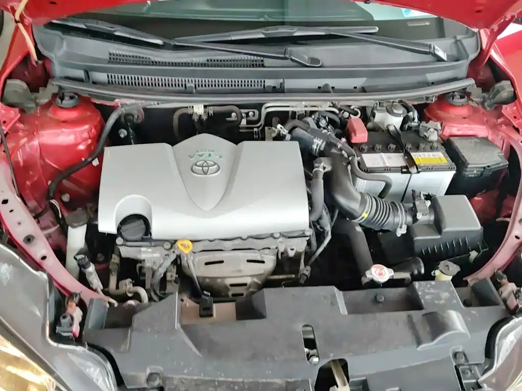 Toyota Yaris L 2018 — фото 20