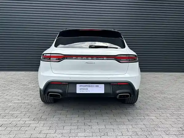 Porsche Macan 2024