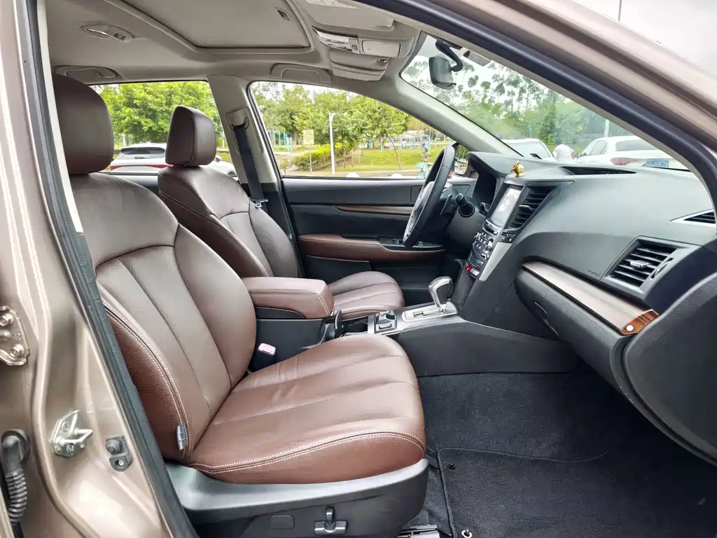 Subaru Outback 2014 — фото 7