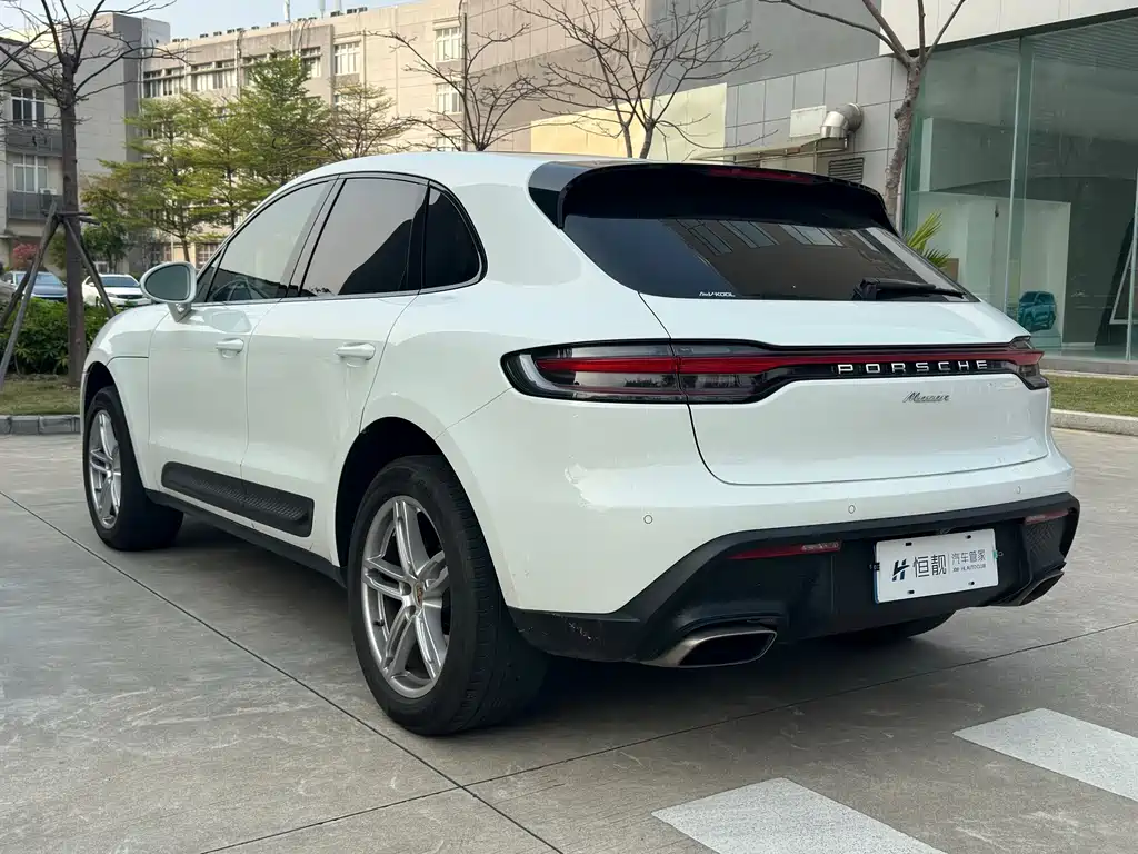 Porsche Macan 2022 — фото 5
