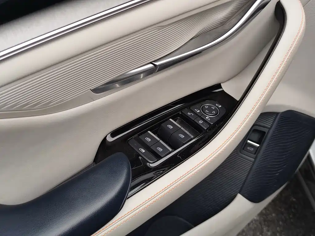 BYD Song PLUS New Energy 2021 — фото 16