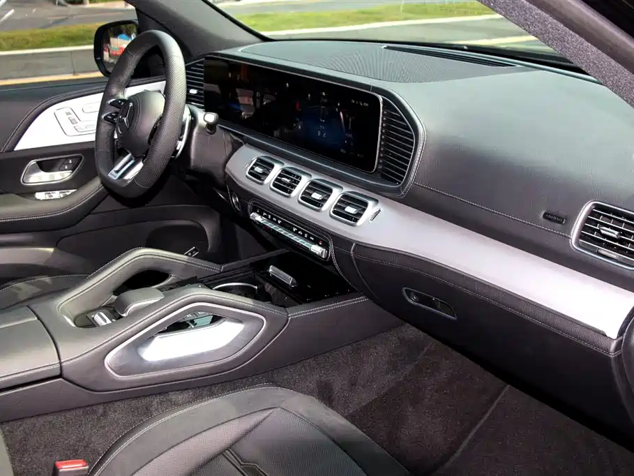 Mercedes-Benz GLE AMG 2023 — фото 11