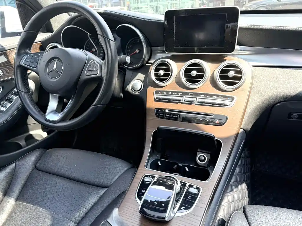 Mercedes-Benz GLC 2017
