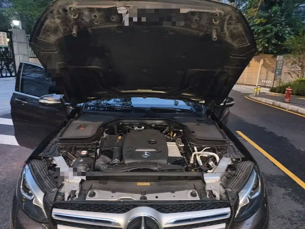Mercedes-Benz GLC 2018 — фото 11
