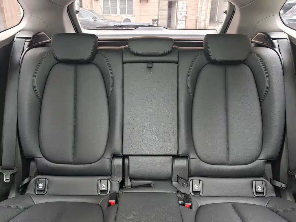 BMW X1 2017 — фото 18
