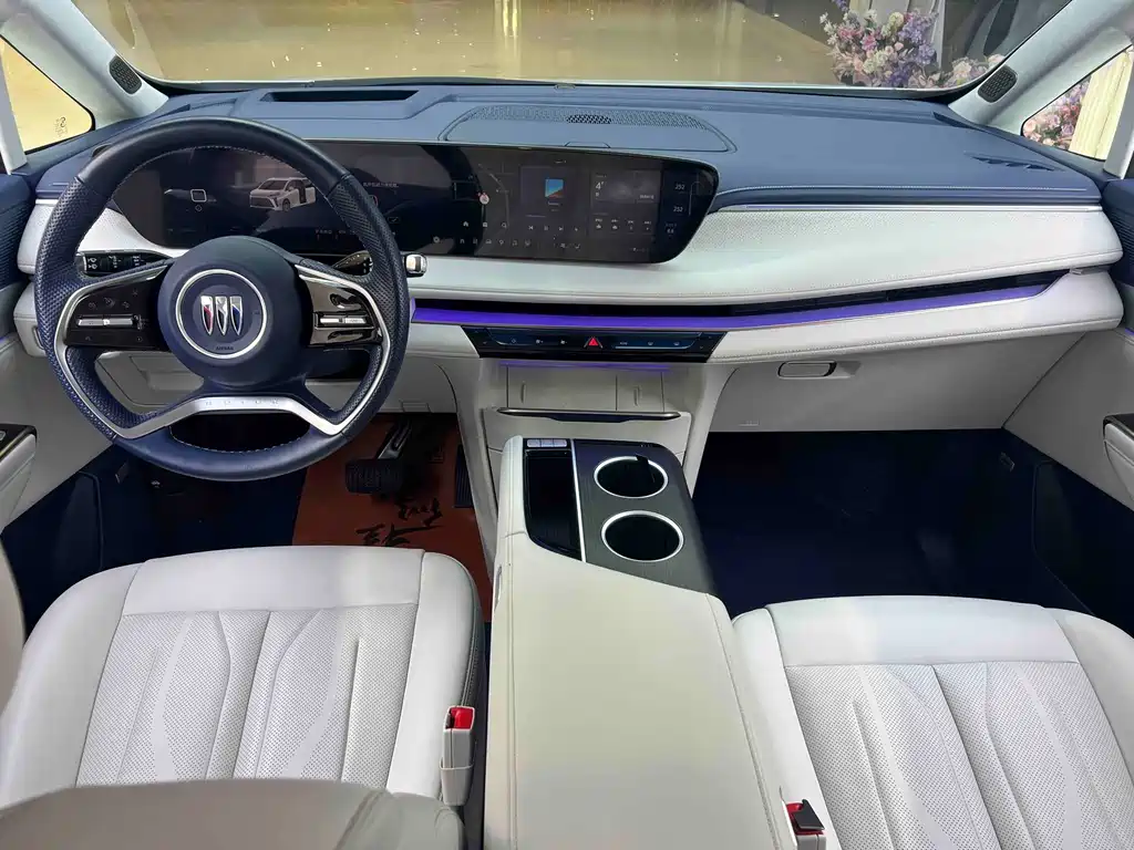 Buick GL8 New Energy 2025 — фото 10