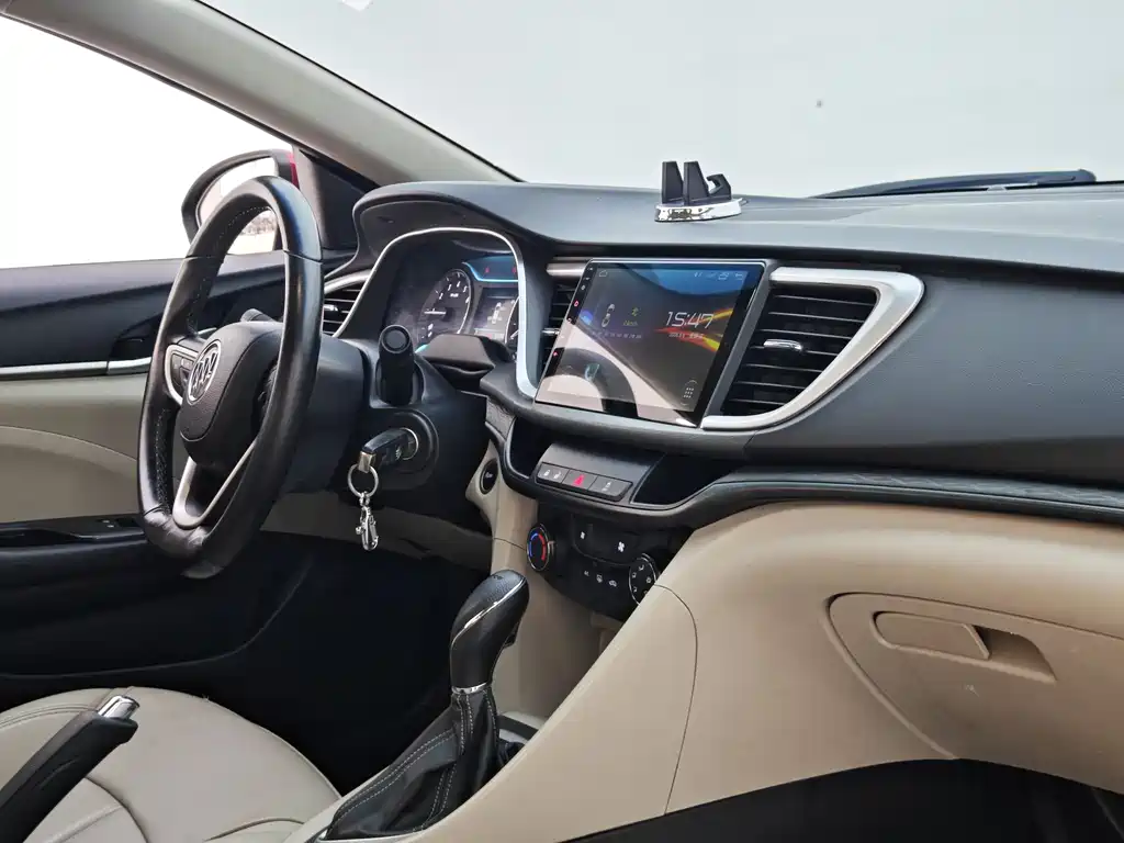 Buick Excelle 2019 — фото 11