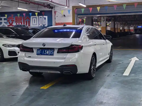BMW 5 Series 2023