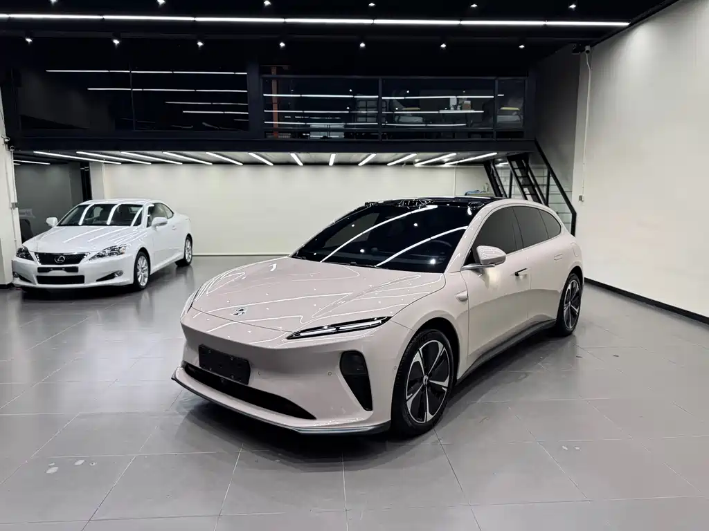 NIO ET5T 2025