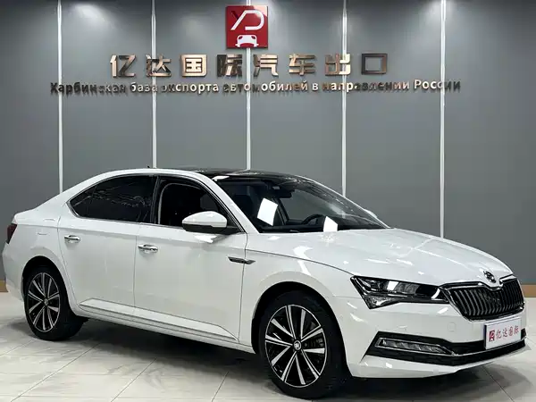 Skoda Superb 2023