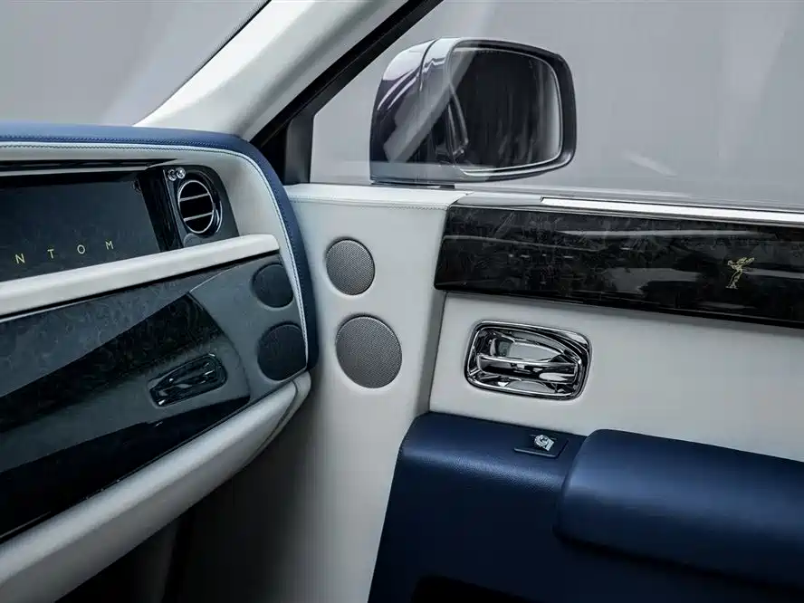 Rolls-Royce Phantom 2013 — фото 24