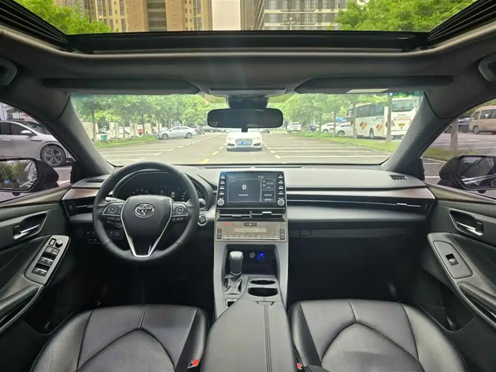 Toyota Avalon 2022 — фото 12