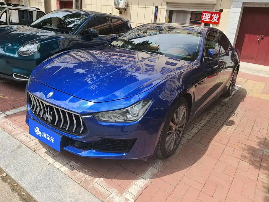 Maserati Ghibli 2021 — фото 1