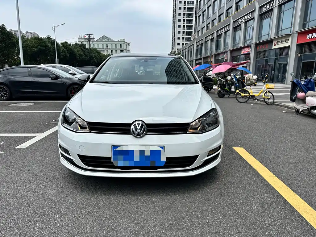 Volkswagen Golf 2015 — фото 1
