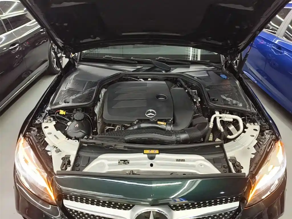 Mercedes-Benz C-Class 2020 — фото 20