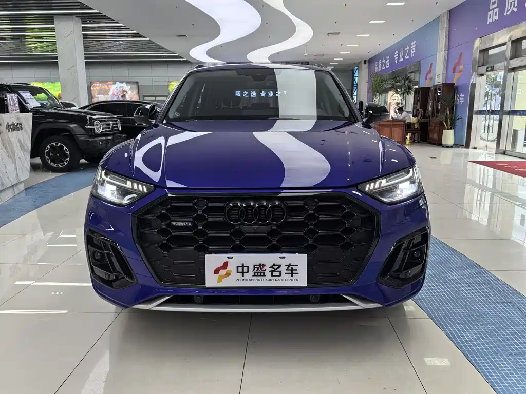 Audi Q5L 2021