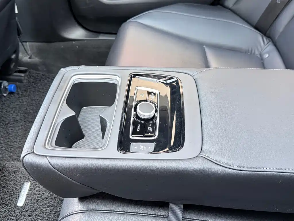 Honda Accord 2019 — фото 11