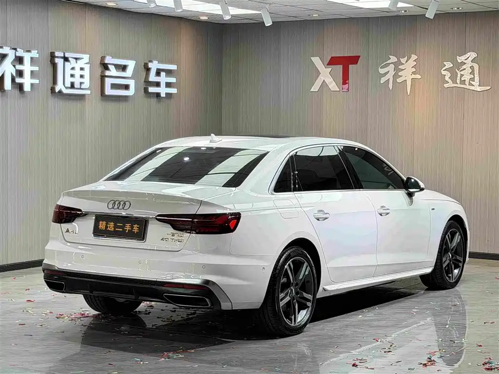 Audi A4L 2020 — фото 6