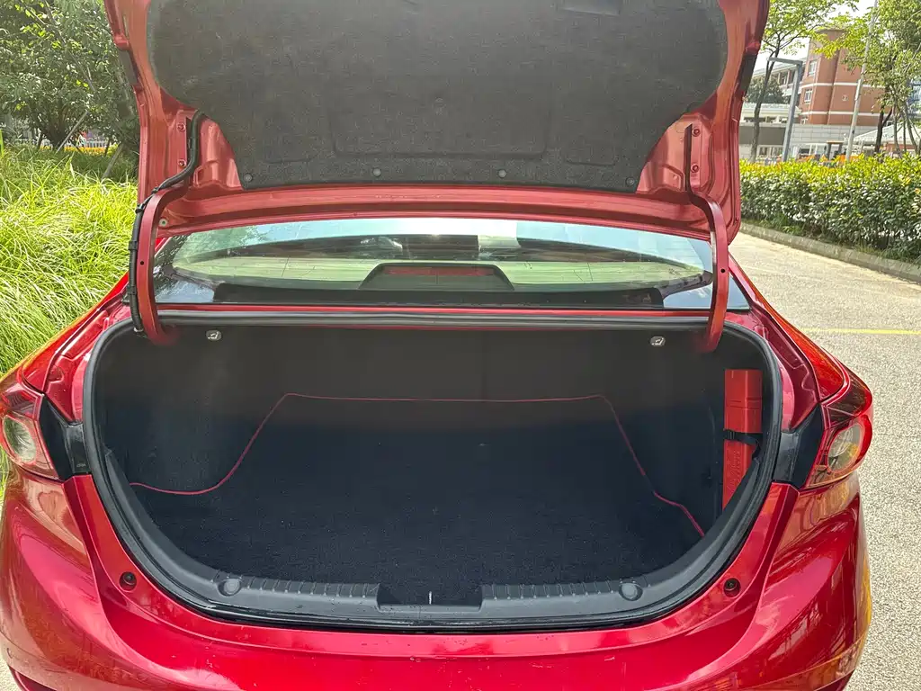 Mazda 3 Angkesela 2015 — фото 16
