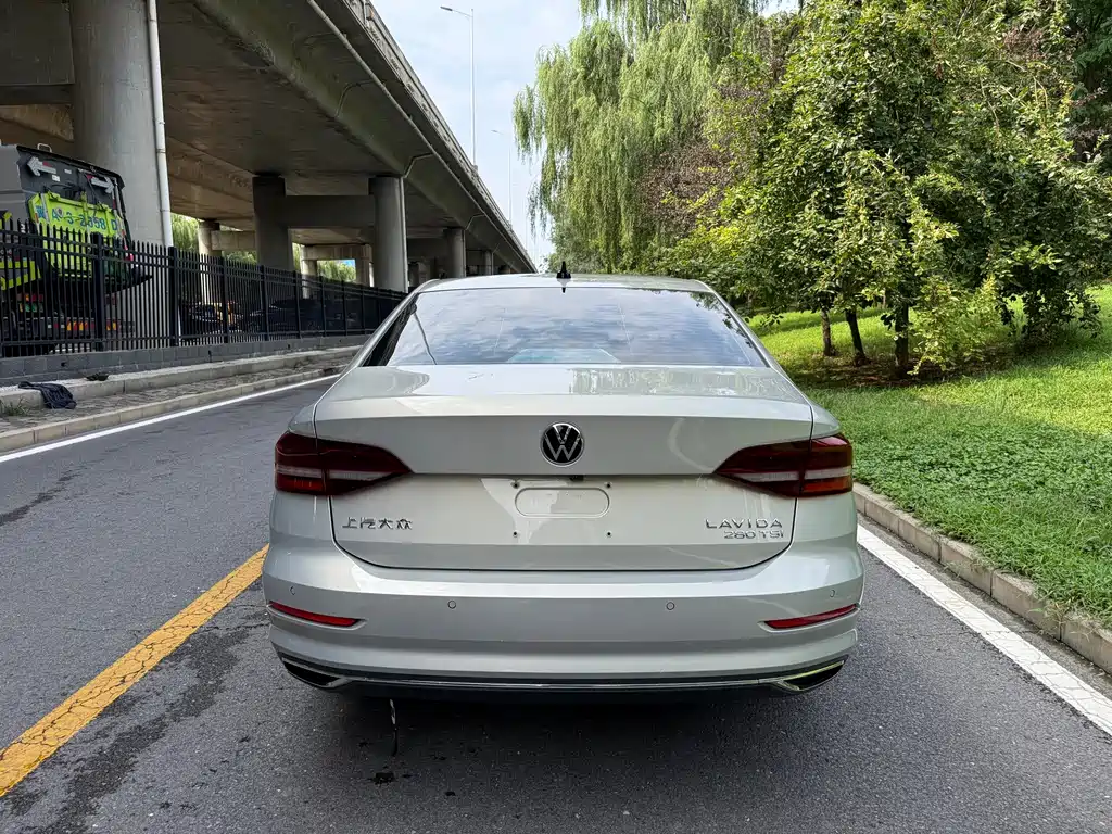 Volkswagen Lavida 2022