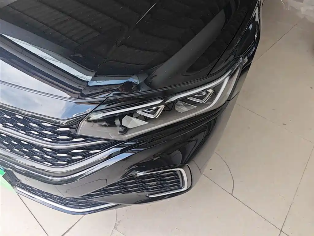 Volkswagen Passat 2023 — фото 24
