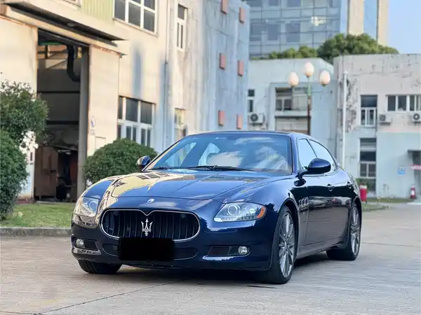 Maserati Quattroporte 2012