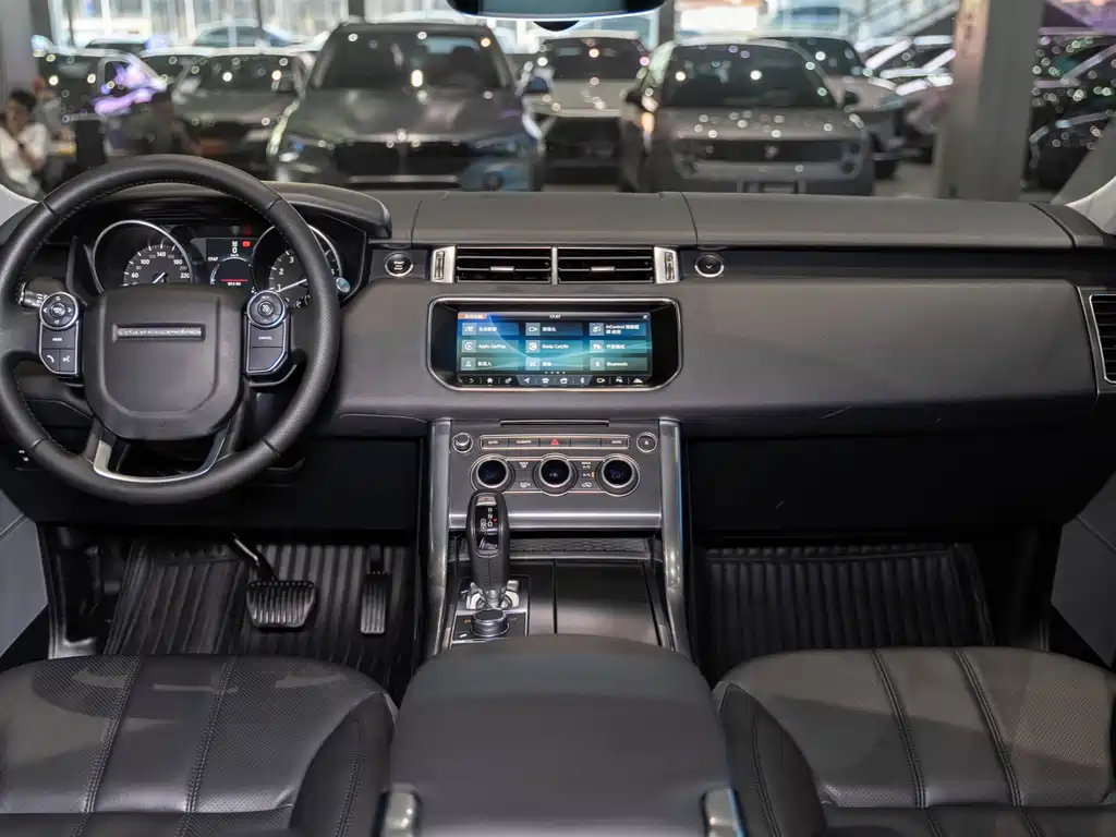 Land Rover Sport 2018 — фото 9