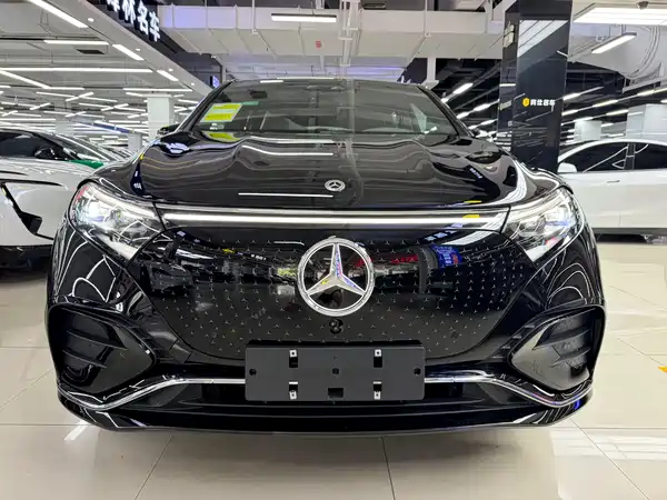 Mercedes-Benz EQS SUV 2025