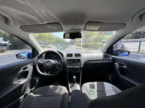 Volkswagen Polo 2014