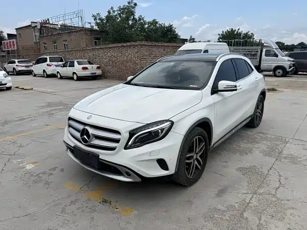 Mercedes-Benz GLA 2017